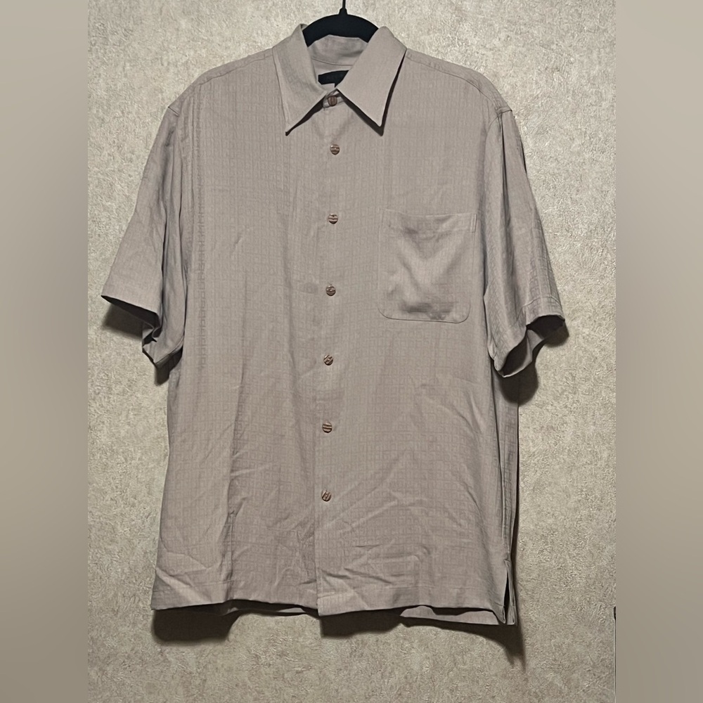 Joey Richi Men’s Pure Silk Casual Shirt size Medium Casual Vacation Business